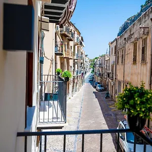 Incao Giudecca House Cefalu
